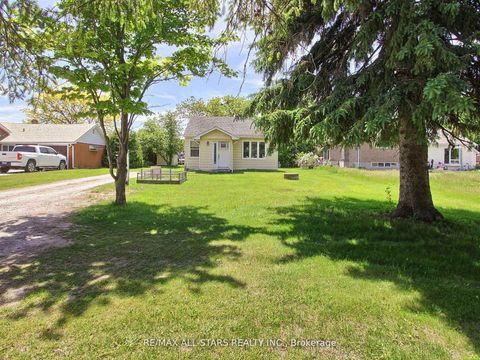 Photo 1 at 9 Riverglen Drive, Keswick South, Georgina