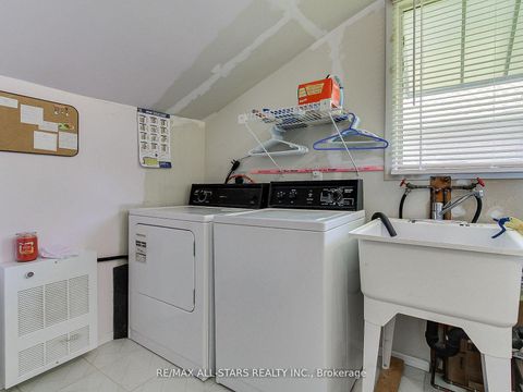 Photo 14 at 9 Riverglen Drive, Keswick South, Georgina