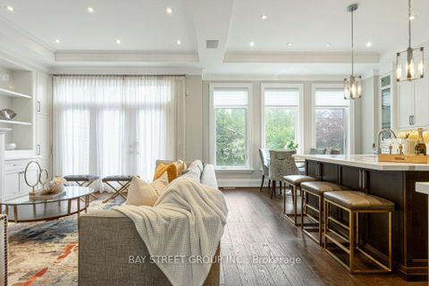 Photo 14 at 36A Doverwood Court, Newtonbrook East, Toronto