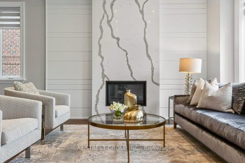 Photo 17 at 36A Doverwood Court, Newtonbrook East, Toronto
