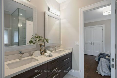 Photo 25 at 36A Doverwood Court, Newtonbrook East, Toronto