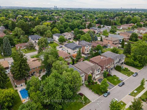 Photo 44 at 36A Doverwood Court, Newtonbrook East, Toronto