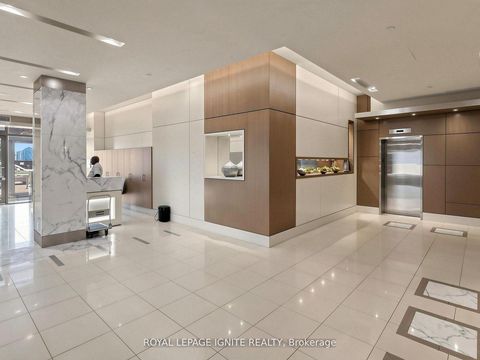 Photo 7 at 204 - 500 St.Clair Avenue W, Forest Hill South, Toronto