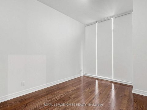 Photo 17 at 204 - 500 St.Clair Avenue W, Forest Hill South, Toronto