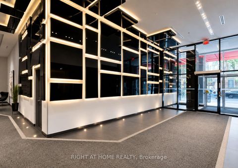 Photo 2 at 1408 - 318 Richmond Street W, Waterfront Communities C1, Toronto