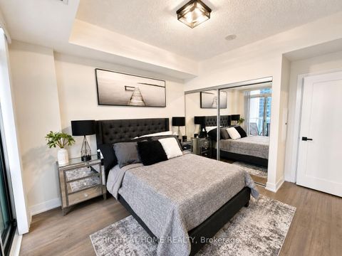 Photo 8 at 1408 - 318 Richmond Street W, Waterfront Communities C1, Toronto