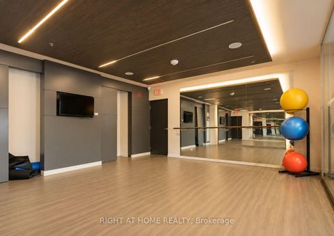 Photo 20 at 1408 - 318 Richmond Street W, Waterfront Communities C1, Toronto