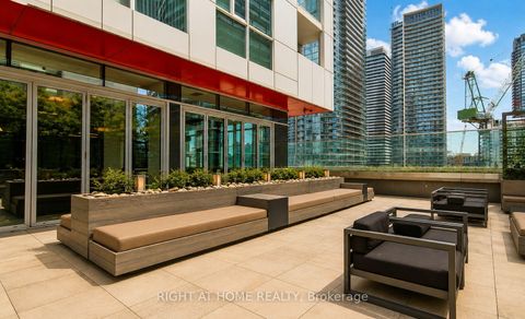 Photo 24 at 1408 - 318 Richmond Street W, Waterfront Communities C1, Toronto