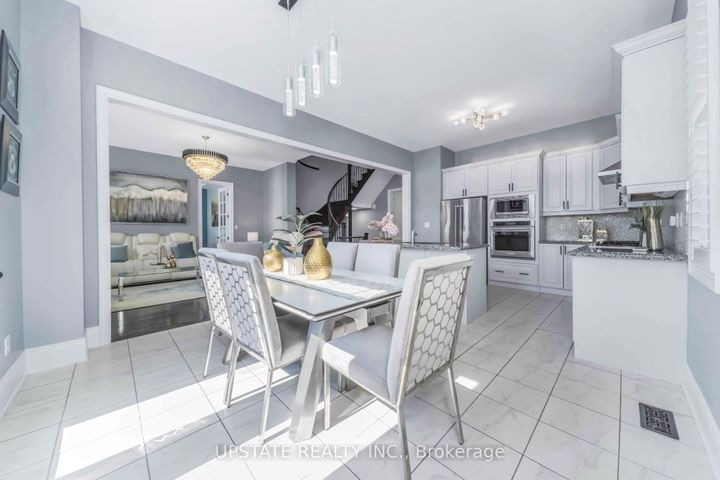 Photo 16 at 23 Spain Crescent, Toronto Gore Rural Estate, Brampton