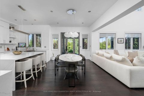 Photo 10 at 14 Aspen King Court, Nobleton, King