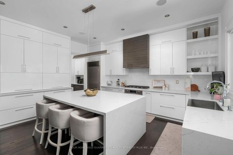 Photo 12 at 14 Aspen King Court, Nobleton, King