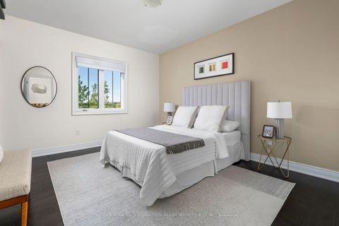 Photo 25 at 14 Aspen King Court, Nobleton, King