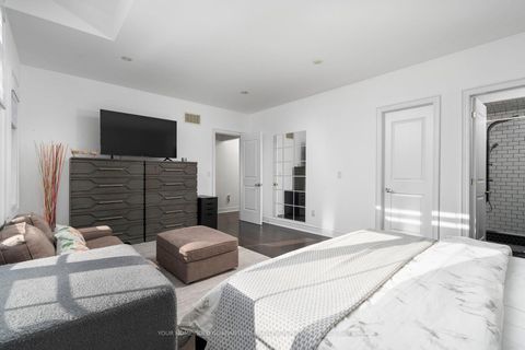 Photo 32 at 14 Aspen King Court, Nobleton, King