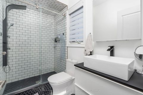 Photo 33 at 14 Aspen King Court, Nobleton, King
