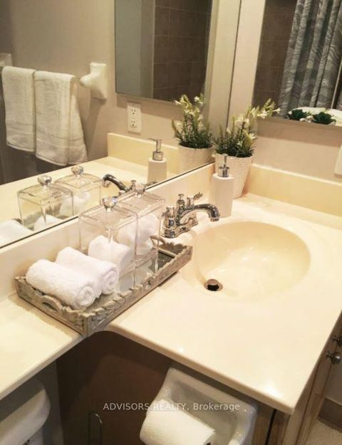 Photo 10 at 413 - 270 Wellington Street, Waterfront Communities C1, Toronto