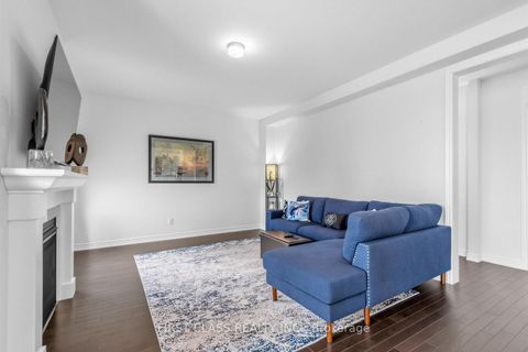 Photo 10 at 15 Abbey Crescent, Rural Barrie Southeast, Barrie