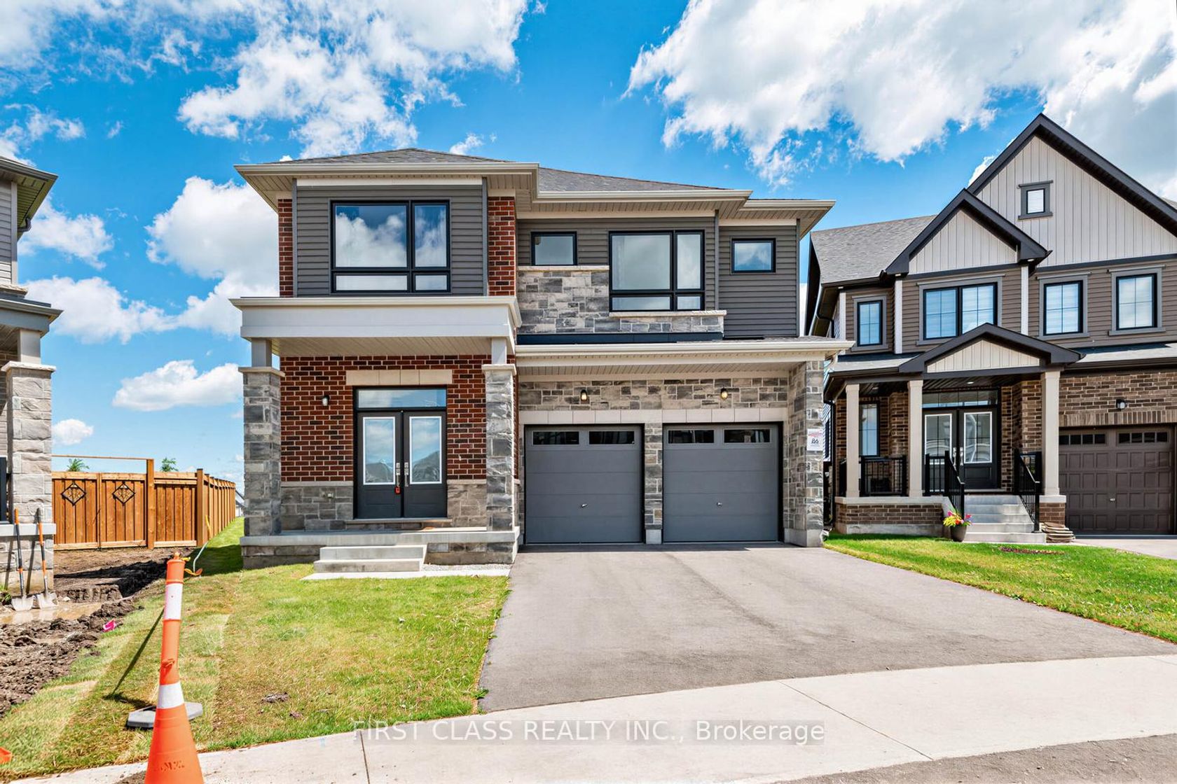 15 Abbey Crescent, Rural Barrie Southeast, Barrie photo number 2