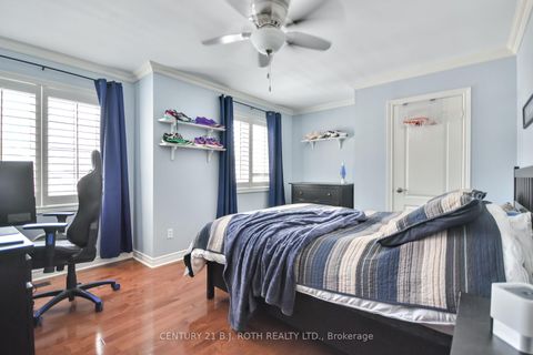 Photo 18 at 38 Camelot Square, Shore, Barrie