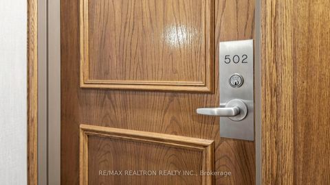 Photo 15 at 502 - 23 Lorraine Drive, Willowdale West, Toronto