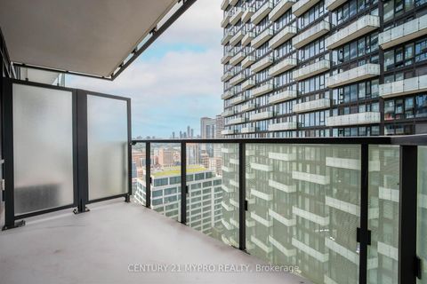 Photo 15 at 2012 - 470 Front Street W, Waterfront Communities C1, Toronto