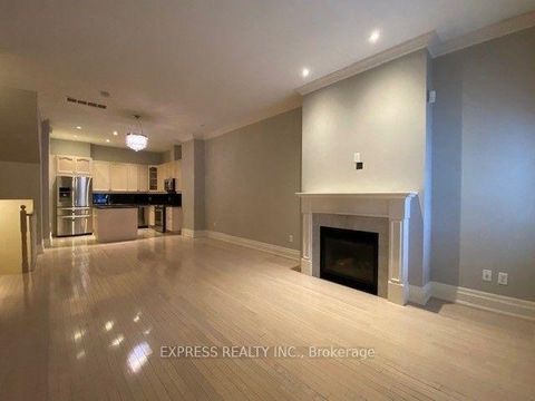 Photo 2 at 302 - 51 York Mills Road, York Mills, Toronto