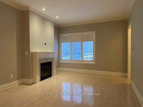 Photo 3 at 302 - 51 York Mills Road, York Mills, Toronto