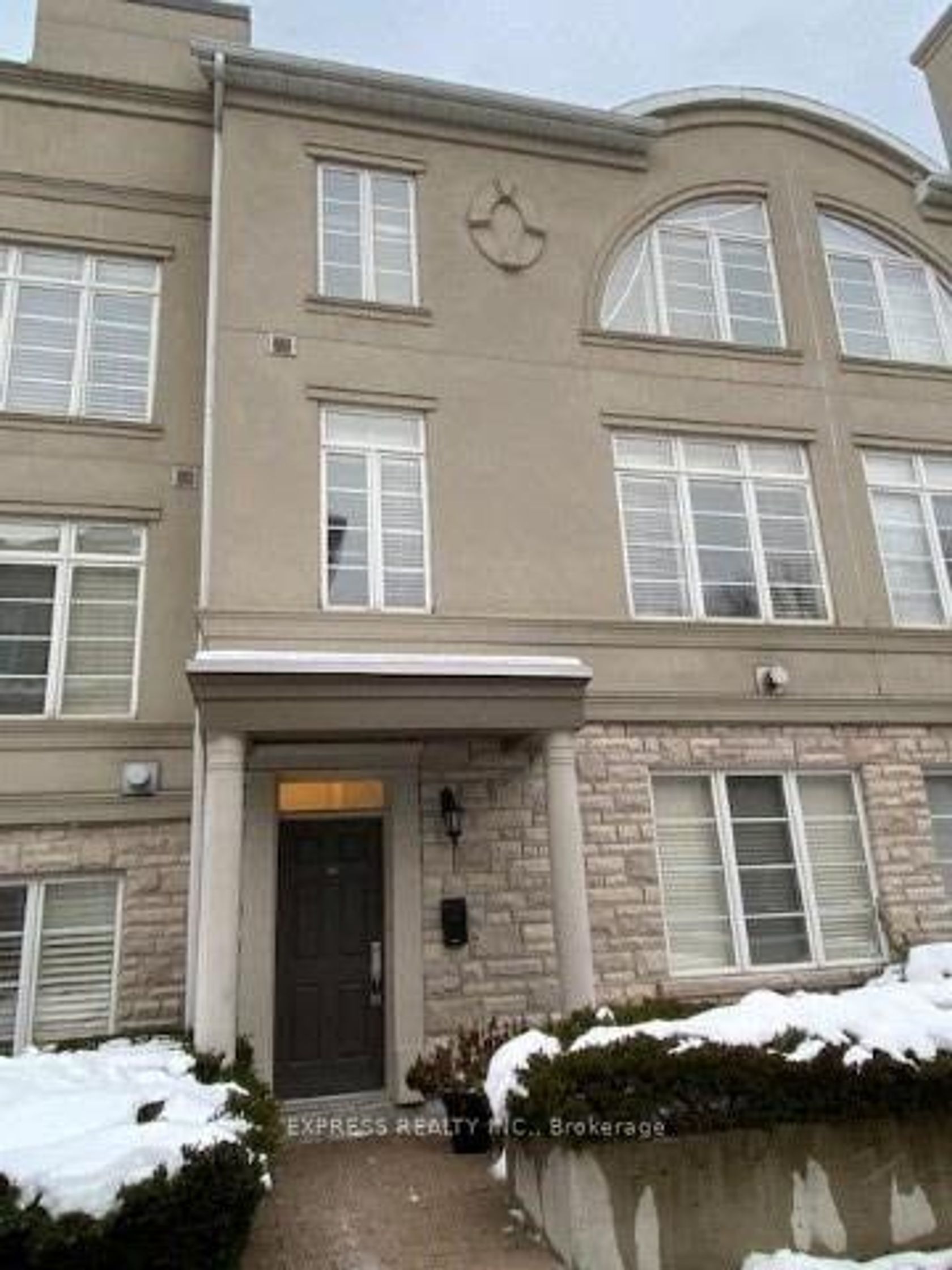 302 - 51 York Mills Road, York Mills, Toronto photo 2