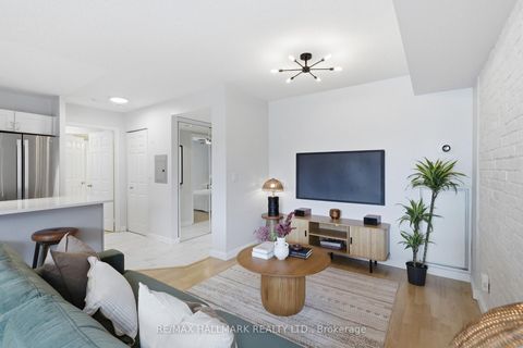 Photo 1 at 303 - 311 Richmond Street E, Moss Park, Toronto