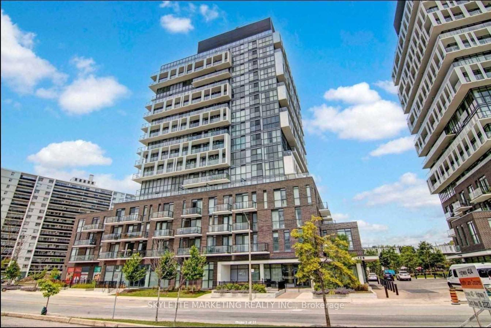 609 - 128 Fairview Mall Drive N, Don Valley Village, Toronto photo 1