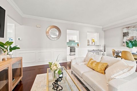 Photo 10 at 25 - 117 Omni Drive, Bendale, Toronto