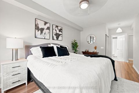 Photo 15 at 25 - 117 Omni Drive, Bendale, Toronto