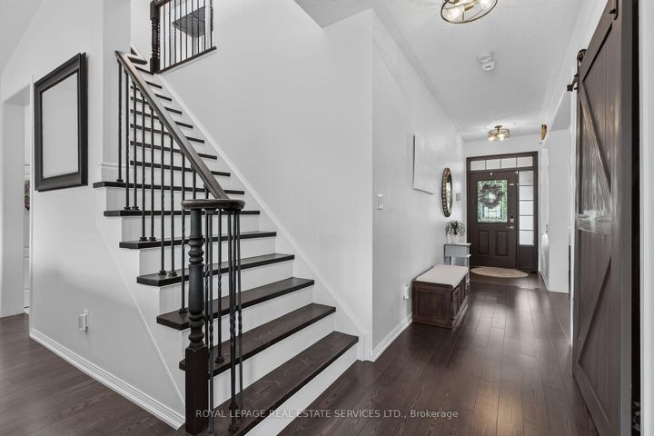 Photo 5 at 852 Trudeau Drive, BE Beaty, Milton