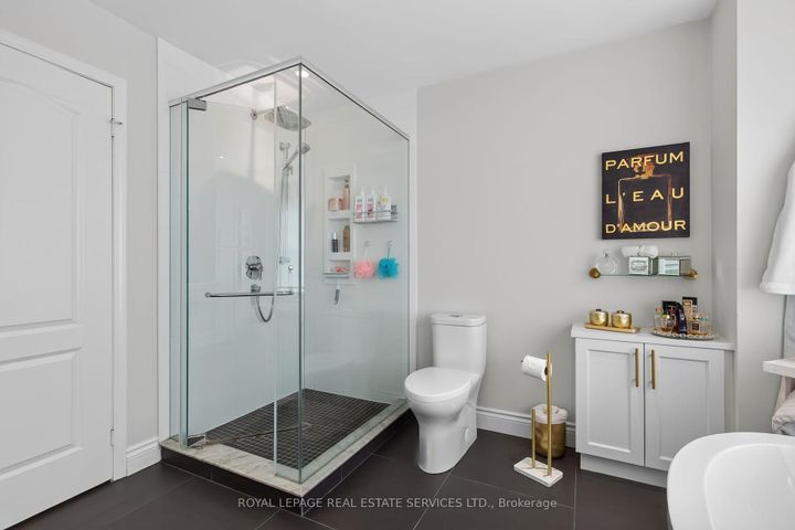 Photo 25 at 852 Trudeau Drive, BE Beaty, Milton
