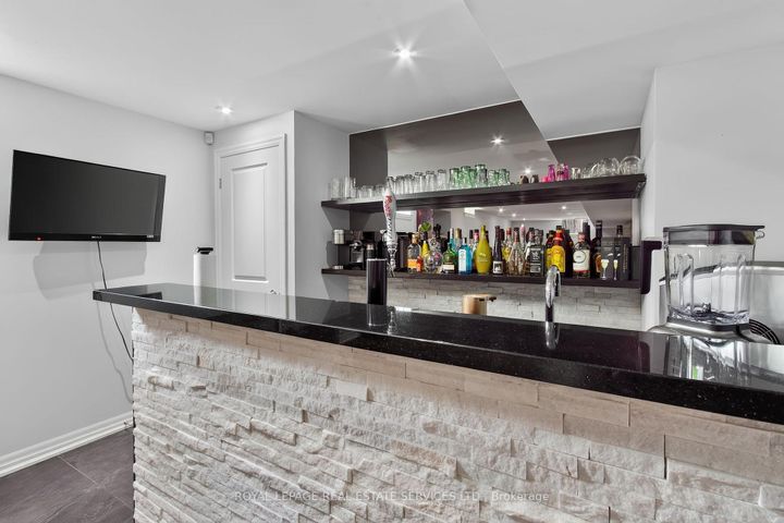 Photo 34 at 852 Trudeau Drive, BE Beaty, Milton