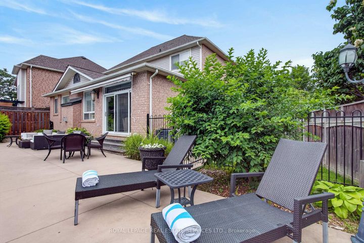 Photo 41 at 852 Trudeau Drive, BE Beaty, Milton