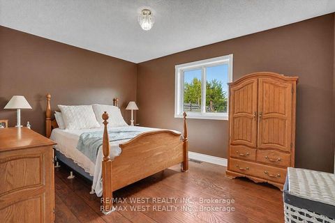 Photo 8 at 37 Kell Place, Bayshore, Barrie