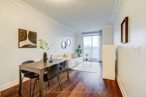 Photo 2 at 610 - 825 Church Street, Moore Park, Toronto