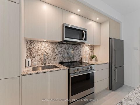 Photo 22 at 221 - 30 Inn On The Park Drive, Don Mills, Toronto