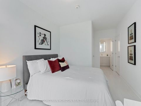 Photo 35 at 221 - 30 Inn On The Park Drive, Don Mills, Toronto