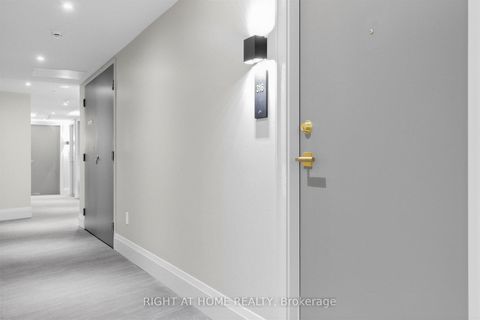Photo 3 at 316 - 2 Manderley Drive, Cliffside, Toronto
