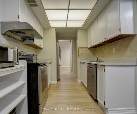 Photo 4 at 103 - 3131 Bridletowne Circle, L'Amoreaux, Toronto
