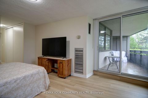 Photo 9 at 103 - 3131 Bridletowne Circle, L'Amoreaux, Toronto
