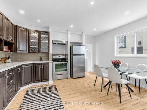 Photo 12 at 1303 Woodbine Avenue, Lumsden, Toronto