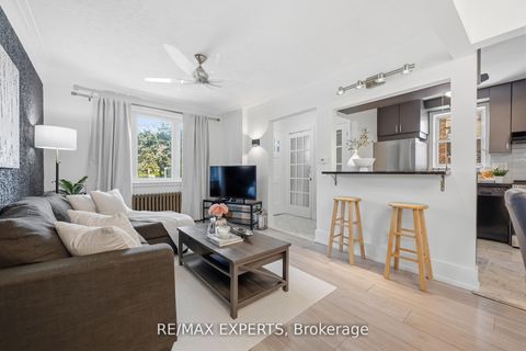 Photo 5 at 221 Clonmore Drive, Cliffside, Toronto
