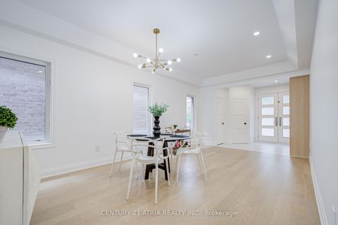 Photo 7 at 15 Asner Avenue, Patterson, Vaughan