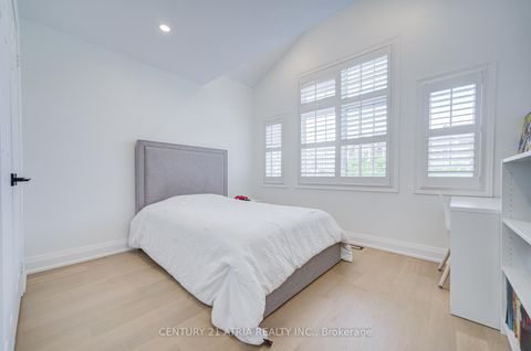 Photo 25 at 15 Asner Avenue, Patterson, Vaughan