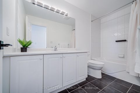 Photo 34 at 15 Asner Avenue, Patterson, Vaughan