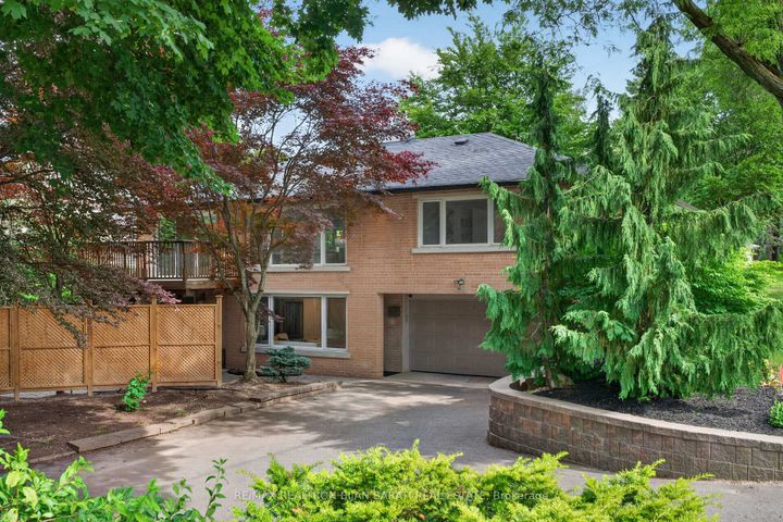 Photo 1 at 53 Sumner Heights Drive, Bayview Village, Toronto