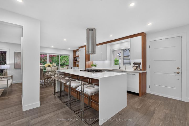 Photo 8 at 53 Sumner Heights Drive, Bayview Village, Toronto