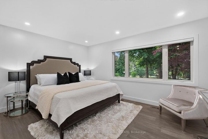 Photo 25 at 53 Sumner Heights Drive, Bayview Village, Toronto